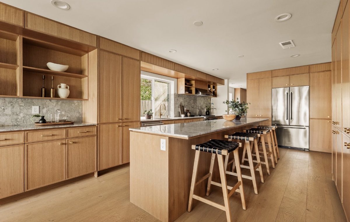 Warm Oak Kitchen Remodel